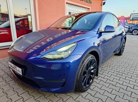 Tesla - Model Y