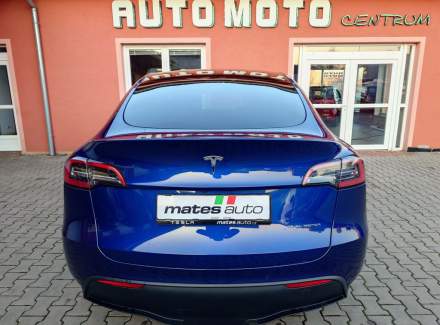 Tesla - Model Y