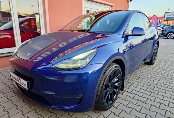 Tesla - Model Y