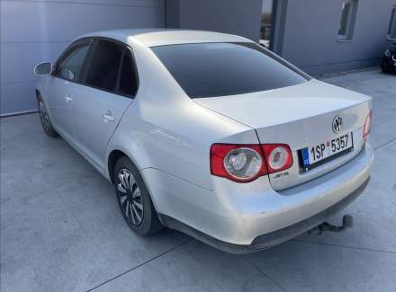 Volkswagen - Jetta
