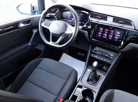 Volkswagen - Touran