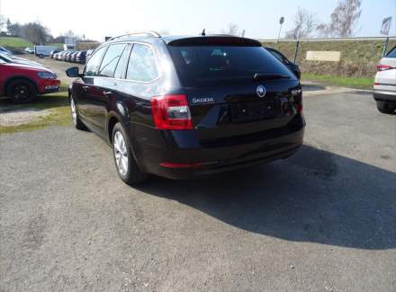 Škoda - Octavia