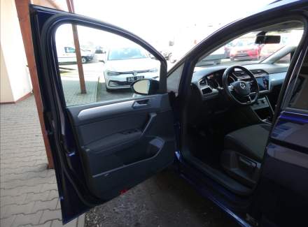Volkswagen - Touran