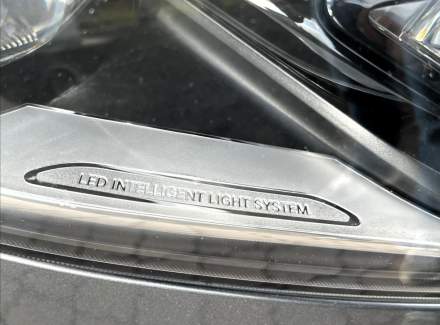 Mercedes-Benz - V-class