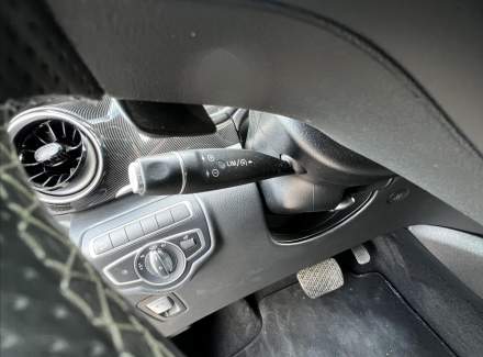 Mercedes-Benz - V-class