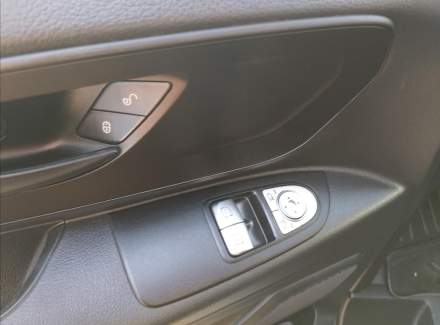 Mercedes-Benz - Vito
