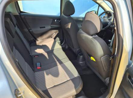 Peugeot - 207