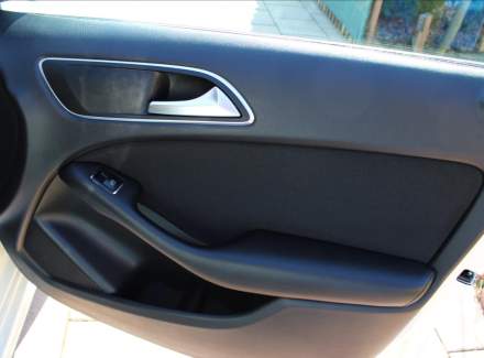 Mercedes-Benz - B-class