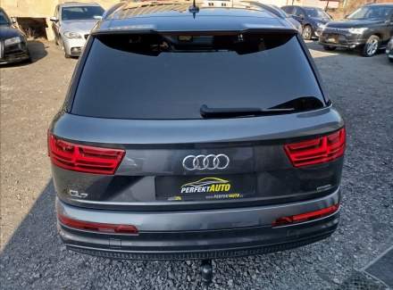 Audi - Q7