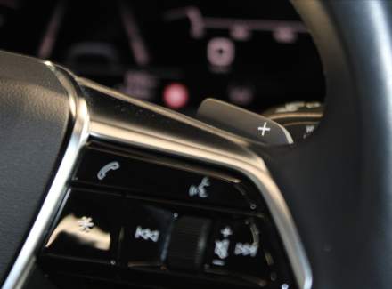 Audi - A6