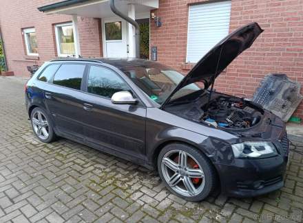 Audi - A3