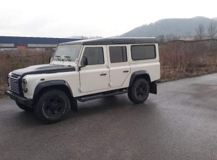 Land Rover - Defender