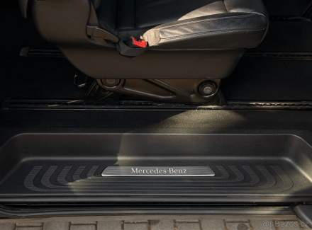 Mercedes-Benz - V-class