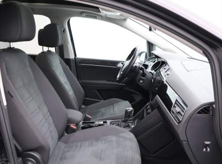 Volkswagen - Touran