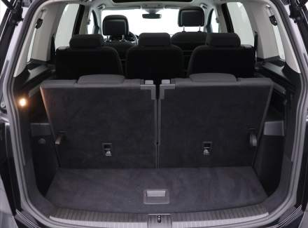 Volkswagen - Touran