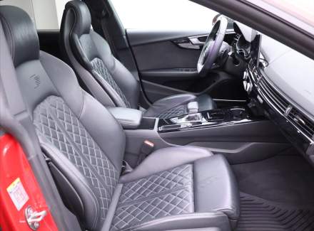 Audi - S5