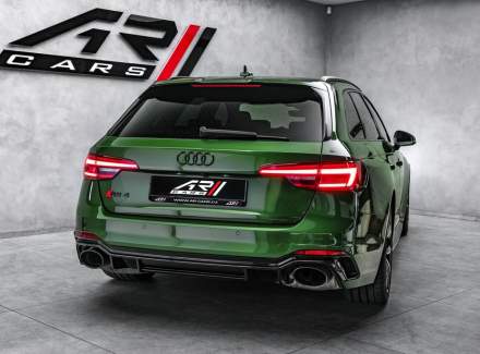 Audi - RS 4