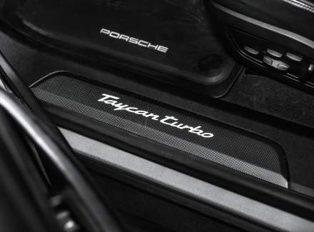 Porsche - Taycan