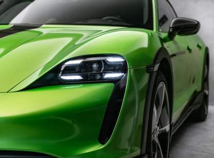 Porsche - Taycan