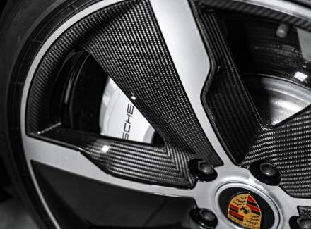 Porsche - Taycan