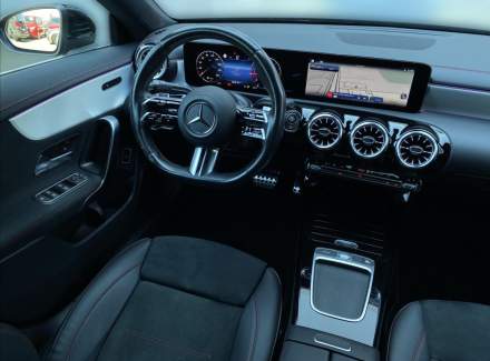 Mercedes-Benz - CLA
