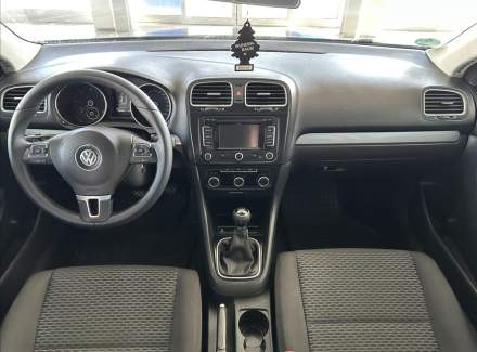 Volkswagen - Golf