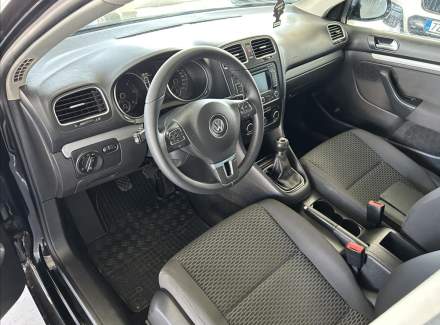 Volkswagen - Golf