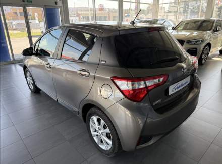 Toyota - Yaris