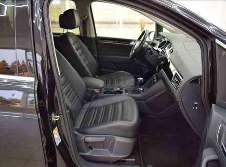Volkswagen - Touran