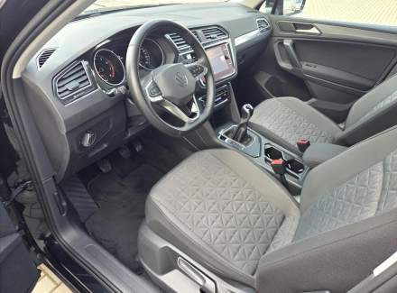 Volkswagen - Tiguan