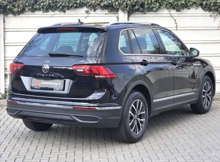 Volkswagen - Tiguan