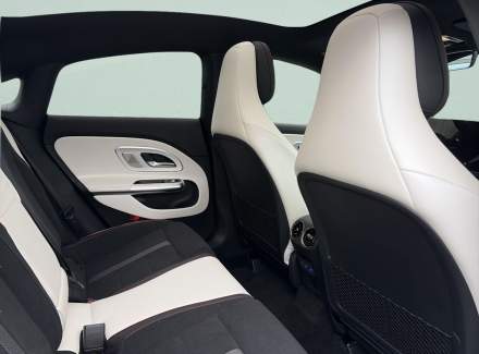 Mercedes-Benz - CLA