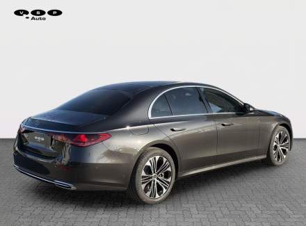 Mercedes-Benz - E-class