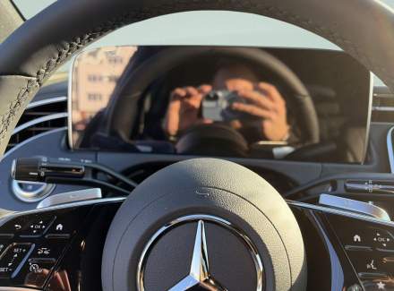 Mercedes-Benz - E-class