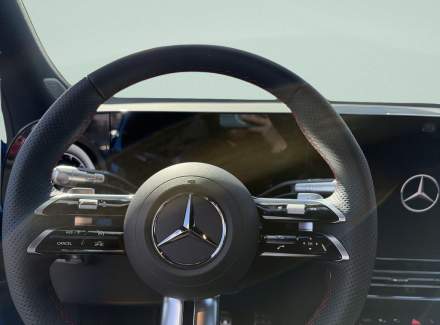 Mercedes-Benz - GLB
