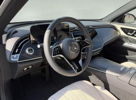 Mercedes-Benz - E-class