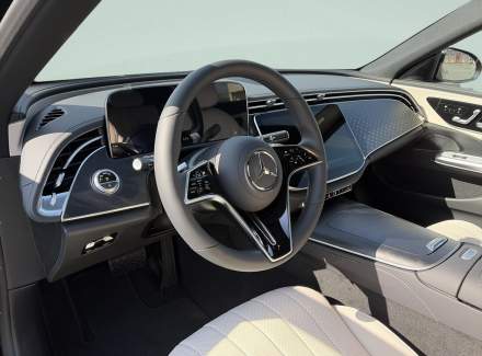 Mercedes-Benz - E-class
