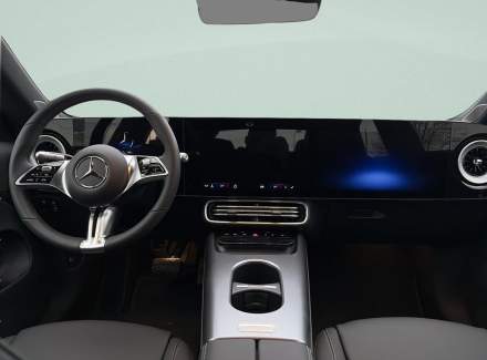 Mercedes-Benz - CLA