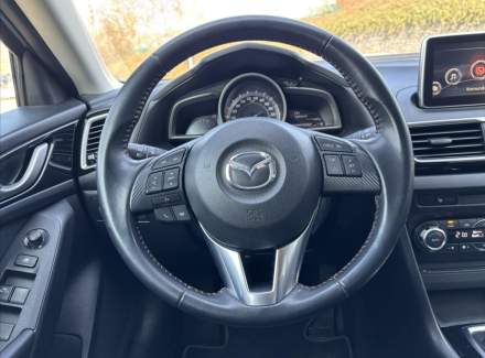 Mazda - 3