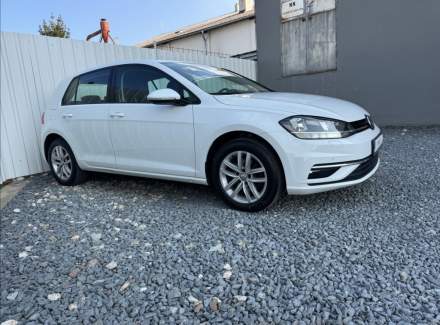 Volkswagen - Golf