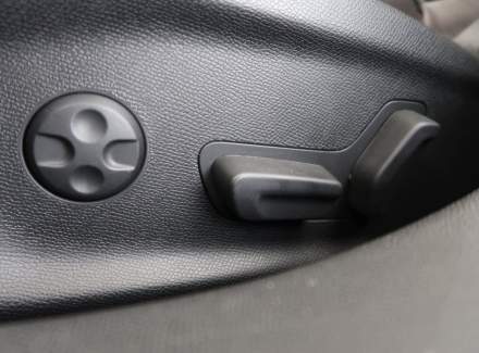 DS Automobiles - DS4