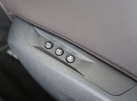 DS Automobiles - DS4