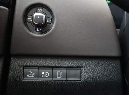 DS Automobiles - DS4