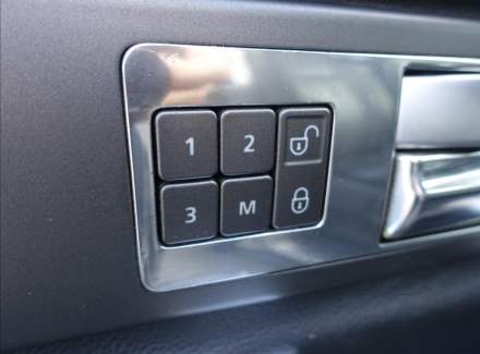 Land Rover - Discovery