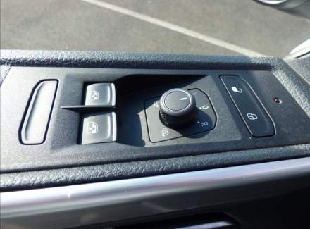 Volkswagen - Multivan