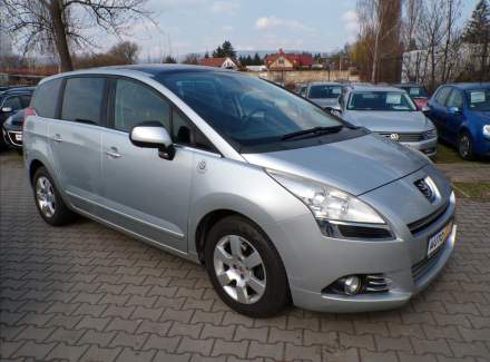 Peugeot - 5008