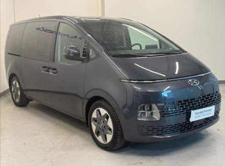 Hyundai - Staria
