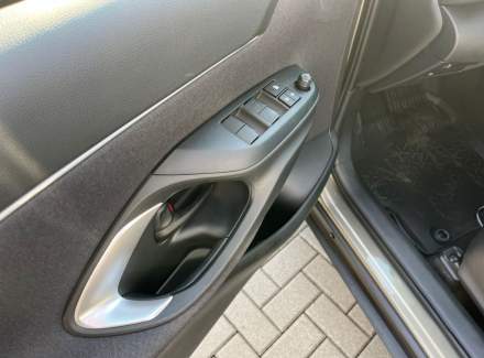 Toyota - Yaris Cross