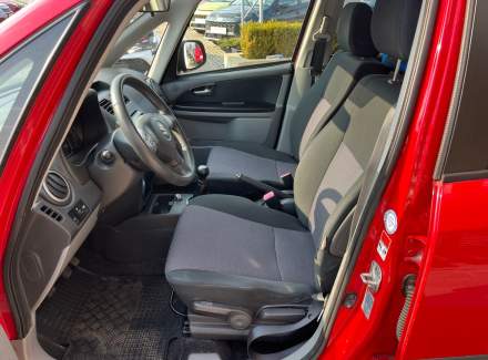 Suzuki - SX4
