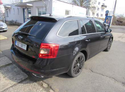 Škoda - Octavia